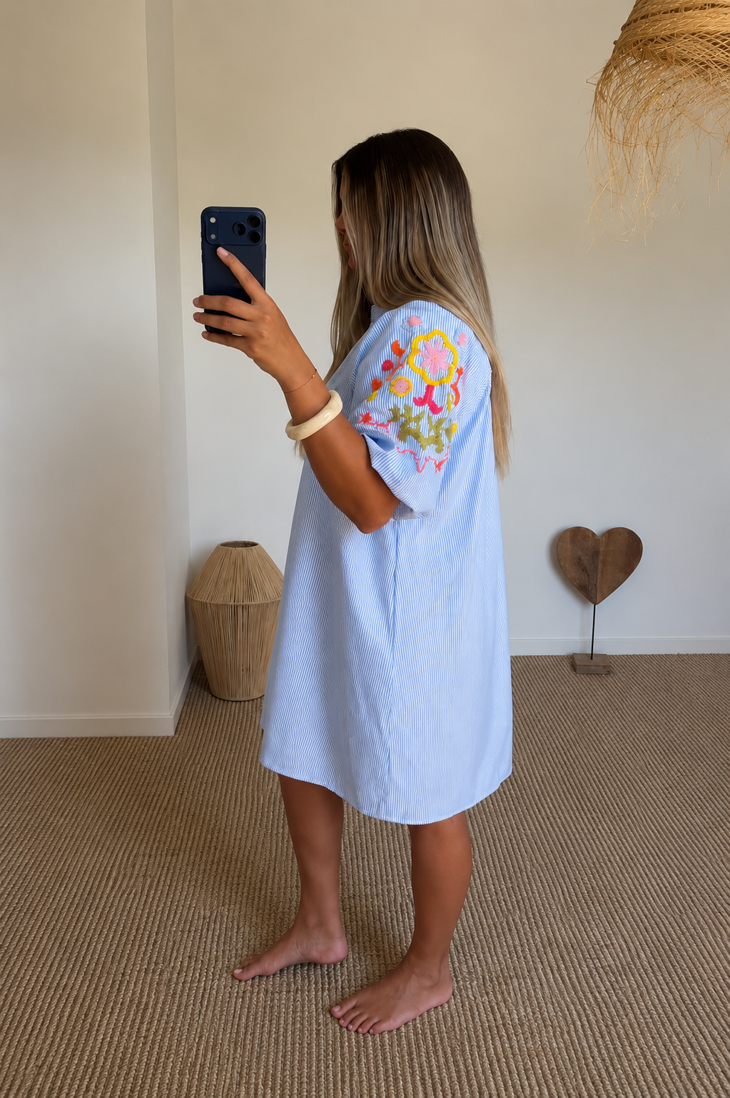Robe brodée