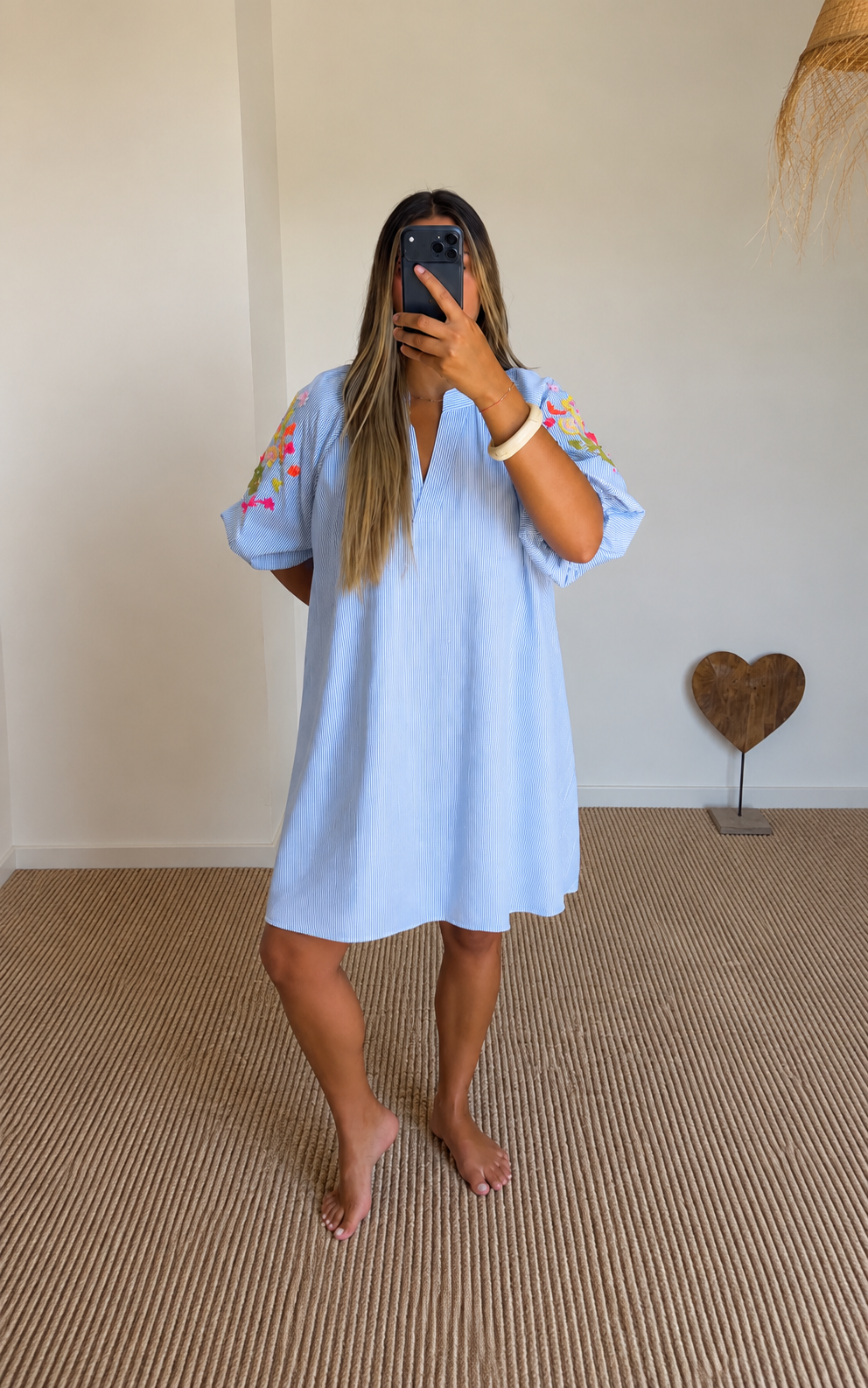 Robe brodée